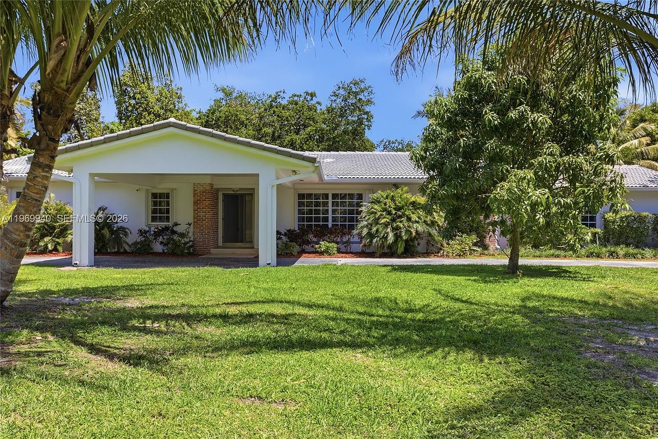 Secluded Ranch Coral Gables Marina